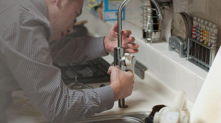 Professional sink repair in Colesburg, IA